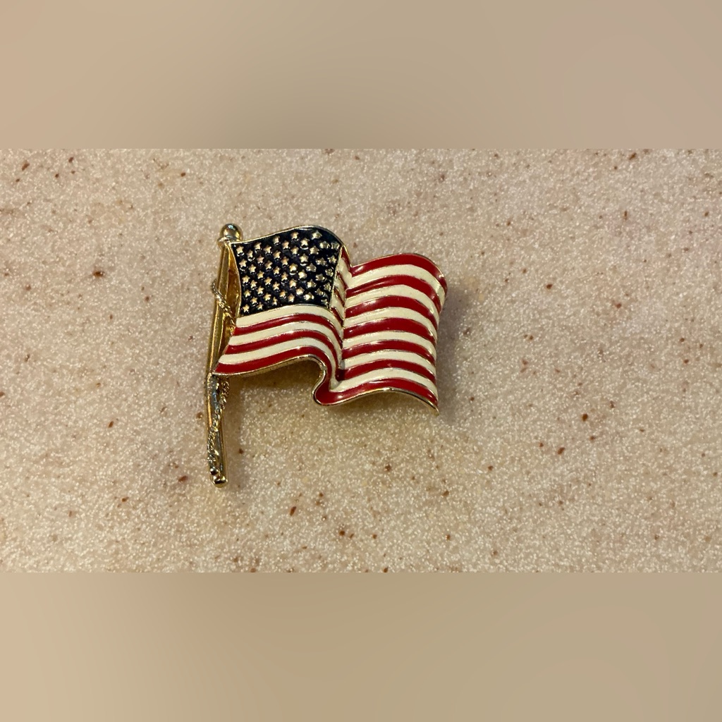 Red And White Dimensional Flag Brooch Jewelry 58$